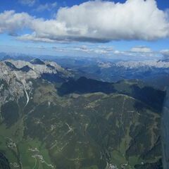 Flugwegposition um 13:57:13: Aufgenommen in der Nähe von Gemeinde Werfenweng, 5453, Österreich in 2720 Meter